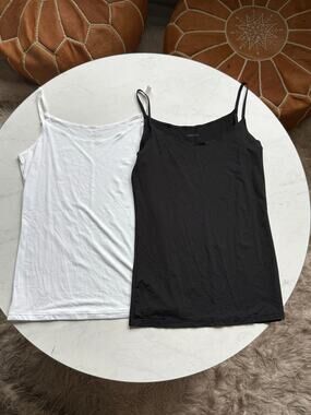 UNIQLO AIRism Camisole Set of 2 Black & White Size S